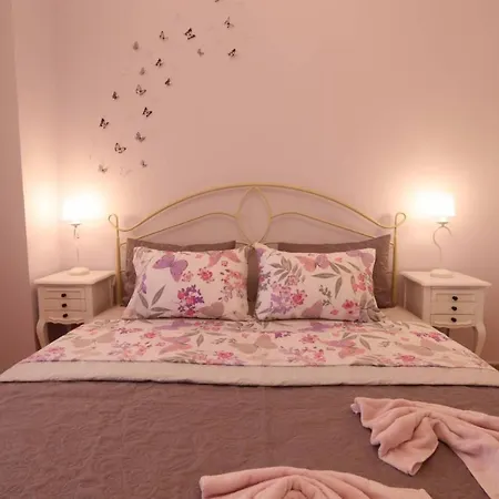 Holiday home Anemi Beach, Seafront *