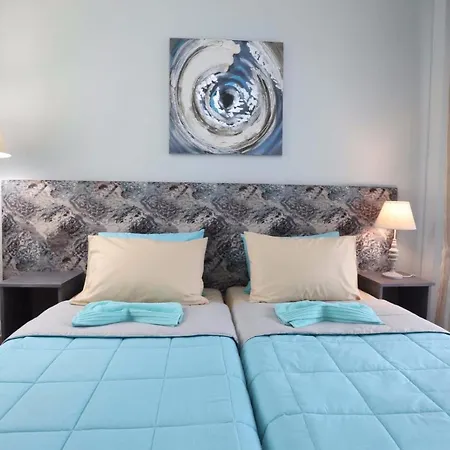 Anemi Beach, Seafront